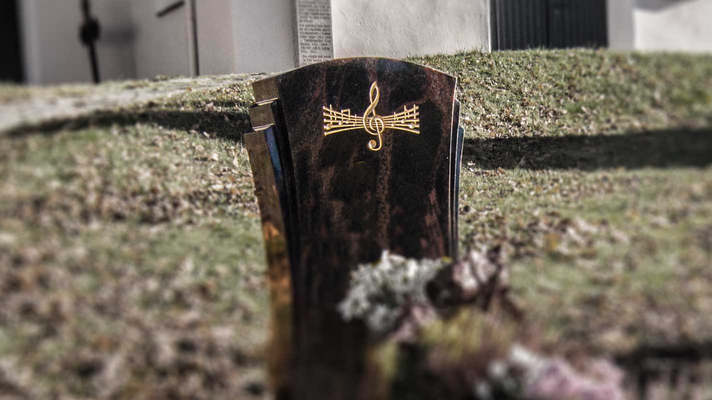 goldenes Notenornament