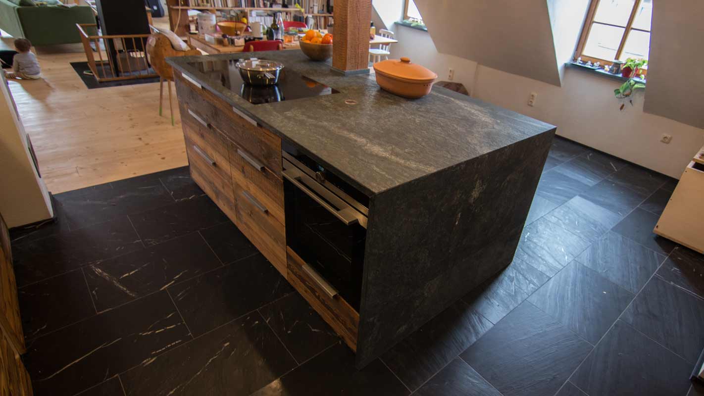 Arbeitsplatte aus Naturstein